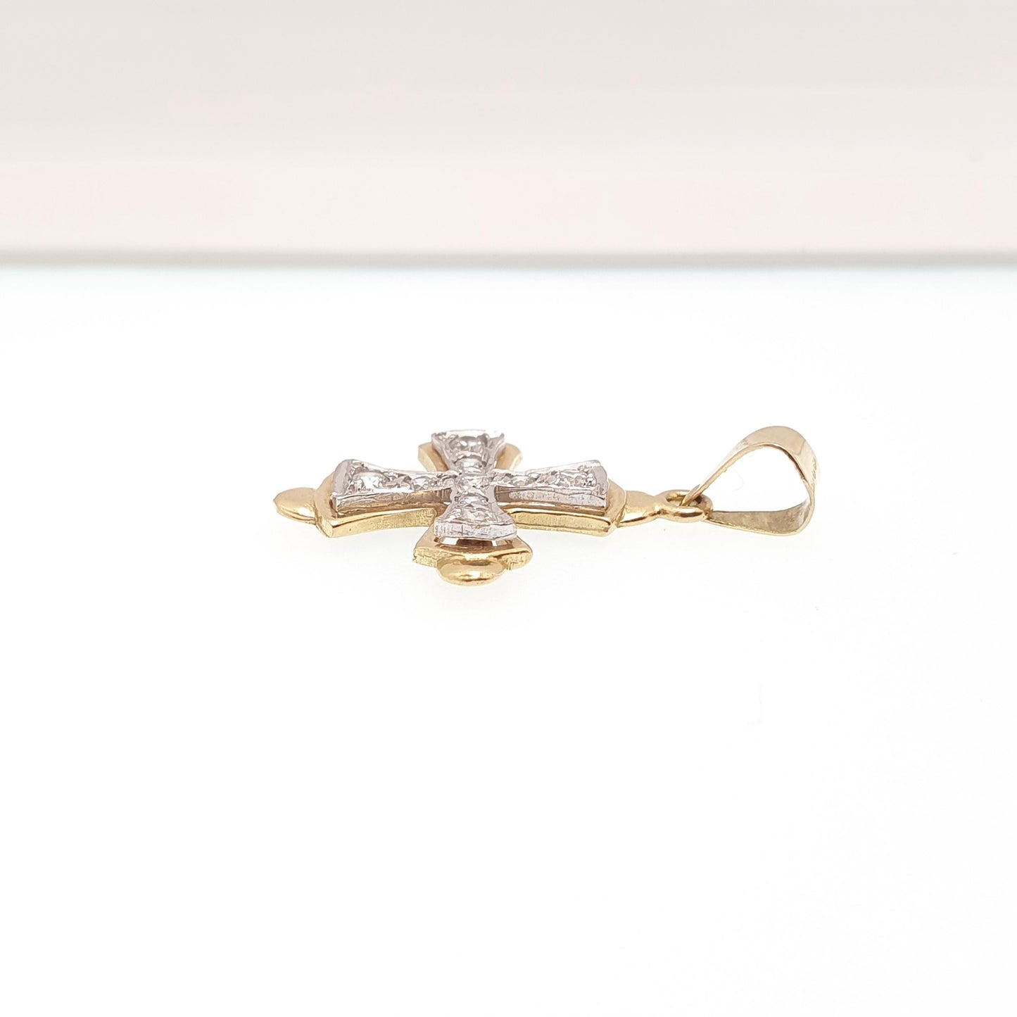 Vintage 18ct Gold Maltese Cross Pendant Necklace CZ Solid 750 18kt Cubic Zirconia Cruciform Crucifix Jewelry Jewellery