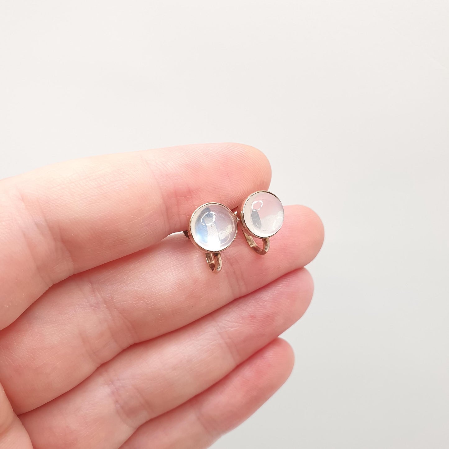 Antique 9ct Gold Moonstone Earrings Victorian Solid 9k 9kt Screw Back Round Cabochon Adularescence Womens Vintage Jewelry Jewellery