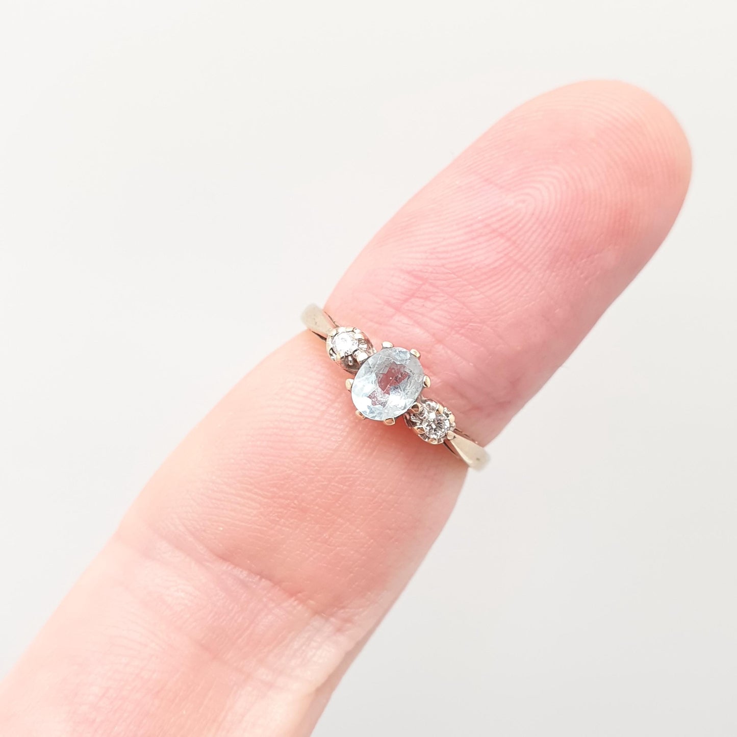 Vintage 9ct 9k Gold Aquamarine Ring Diamond Trilogy Solid 375 Oval Cut Cyan Blue Genuine Real Retro Ladies Womens Jewelry Jewellery