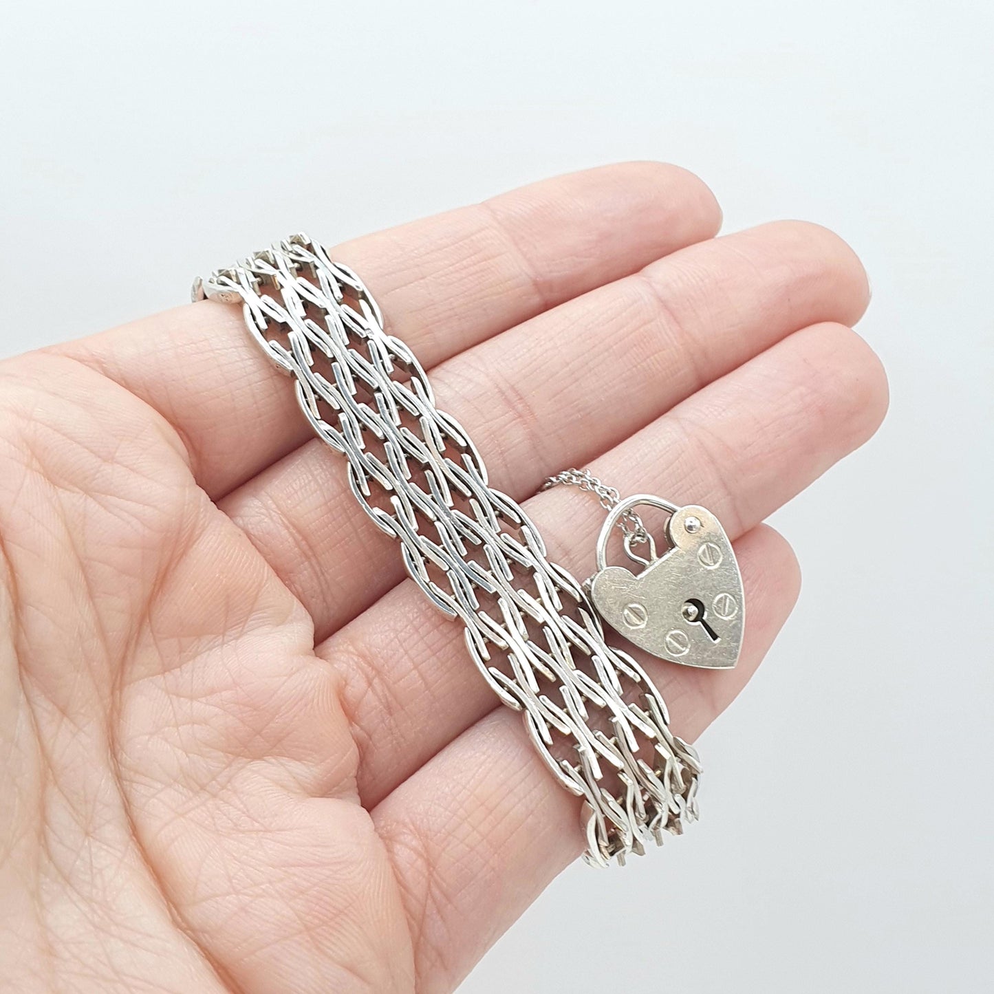 Vintage Sterling Silver Gate Link Bracelet Padlock Clasp X Shape Links Solid 925 1976 Hallmark 26.17g 18.5cm 7.2” Womens Jewelry Jewellery