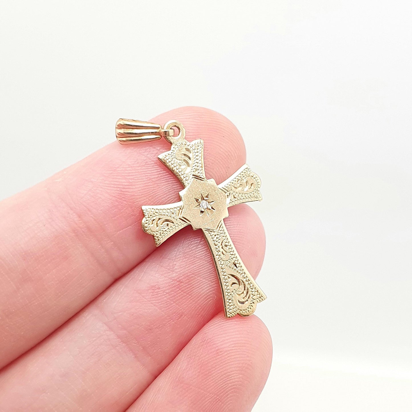 Vintage 9ct Gold Diamond Cross Crucifix Pendant Engraved Solid 9k 9kt 375 Necklace Yellow Jewellery Jewelry