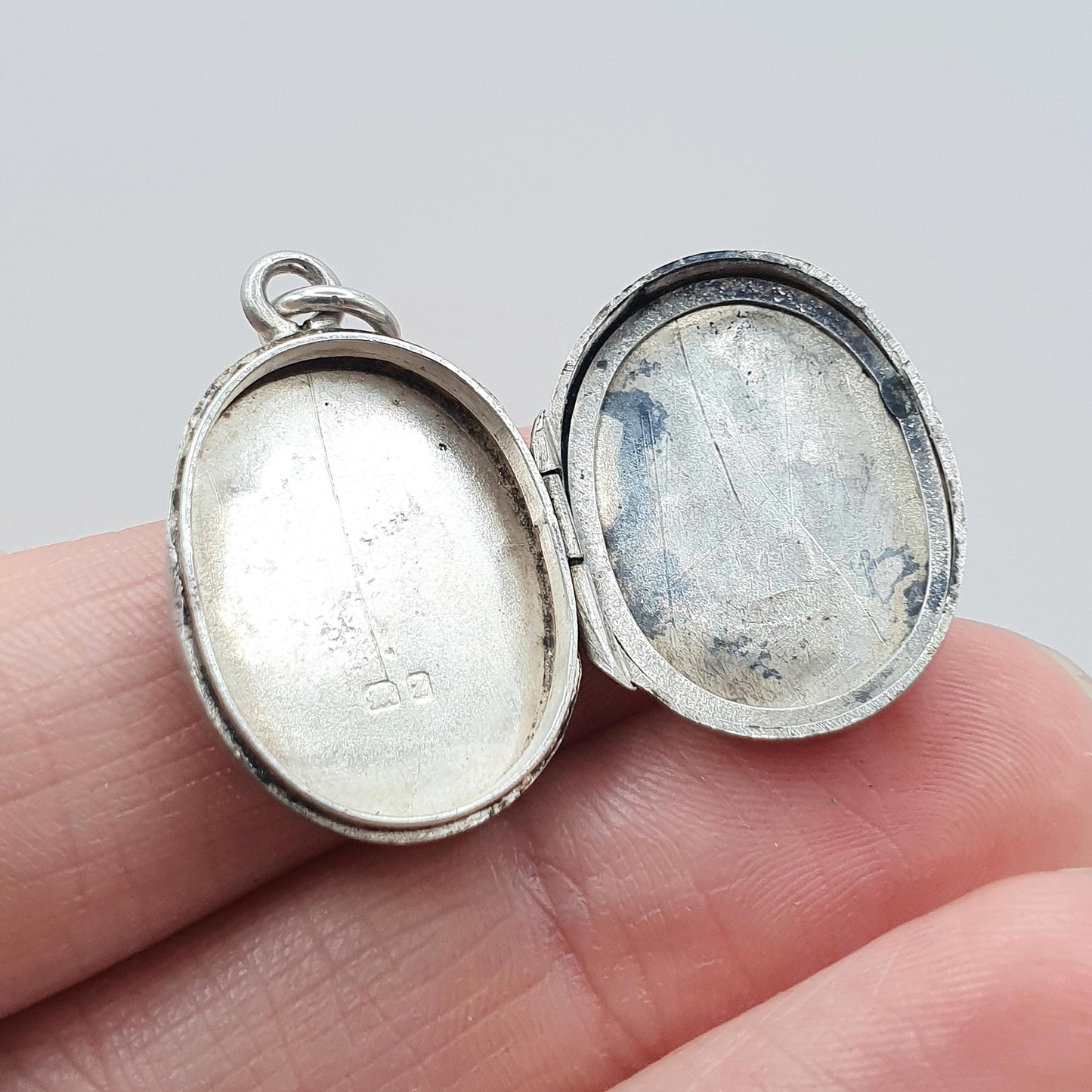 Antique Victorian Sterling Silver Locket 1899 Hallmark Rose Gold Flowers Oval Pendant Necklace Photo Vintage Jewelry Jewellery