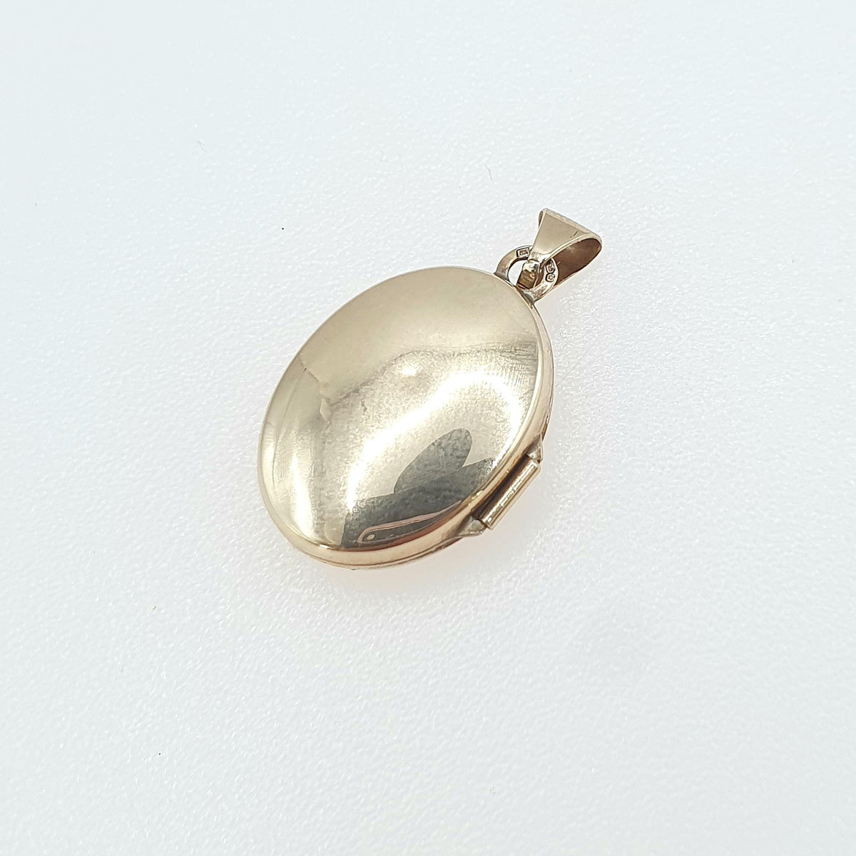 Vintage 9ct Gold Diamond Locket Double Heart White Gold Highlight Oval Gemstone Centre Necklace Photo Picture Pendant Jewelry Jewellery