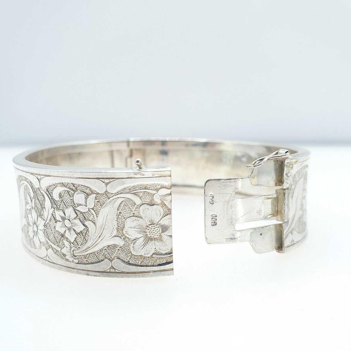 Antique Solid Silver Flower Engraved Snap Bangle Bracelet Art Nouveau Design 31.95g Vintage 1920s 800 6.5cm 2.5” Womens Jewelry Jewellery
