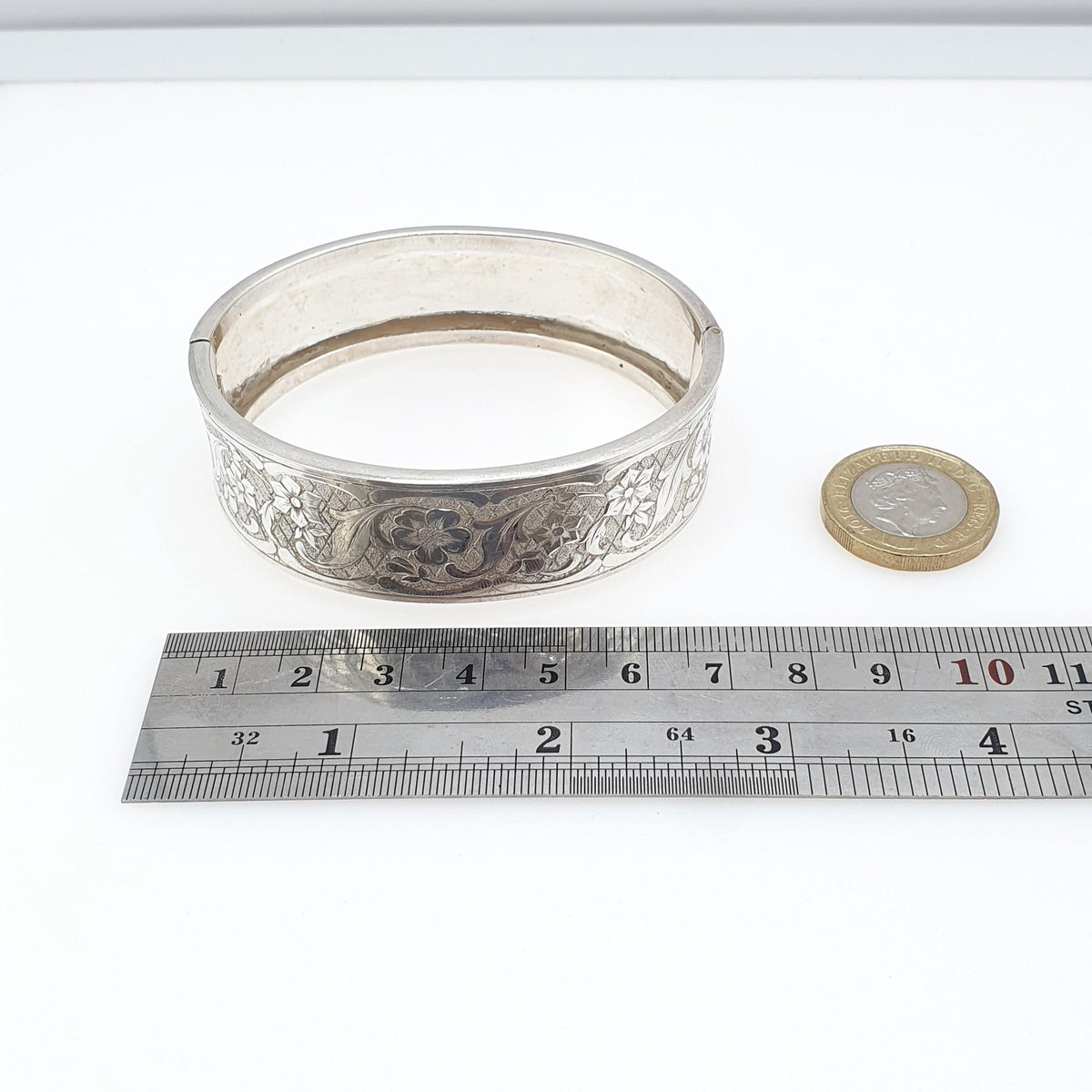 Antique Solid Silver Flower Engraved Snap Bangle Bracelet Art Nouveau Design 31.95g Vintage 1920s 800 6.5cm 2.5” Womens Jewelry Jewellery