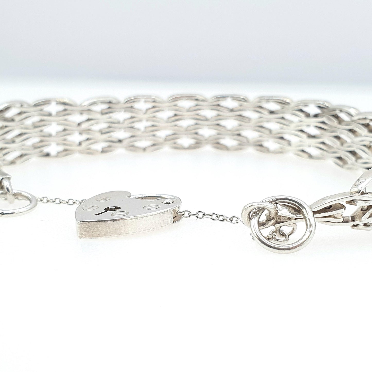 Vintage Sterling Silver Gate Link Bracelet Padlock Clasp X Shape Links Solid 925 1976 Hallmark 26.17g 18.5cm 7.2” Womens Jewelry Jewellery