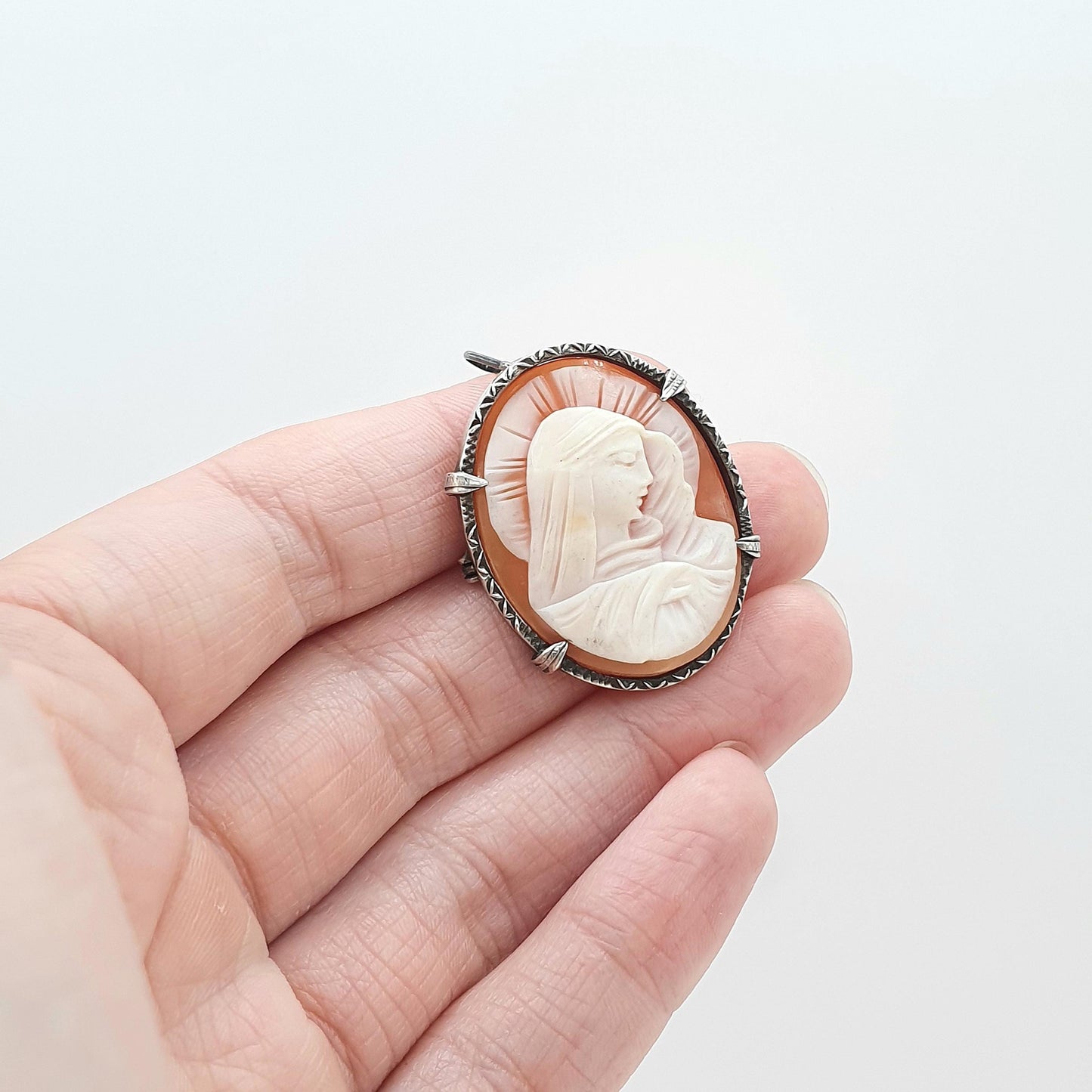 Antique Solid Silver Mother Mary Cameo Pendant Brooch Necklace Genuine Shell Virgin Mary Vintage Jewelry Womens Jewellery