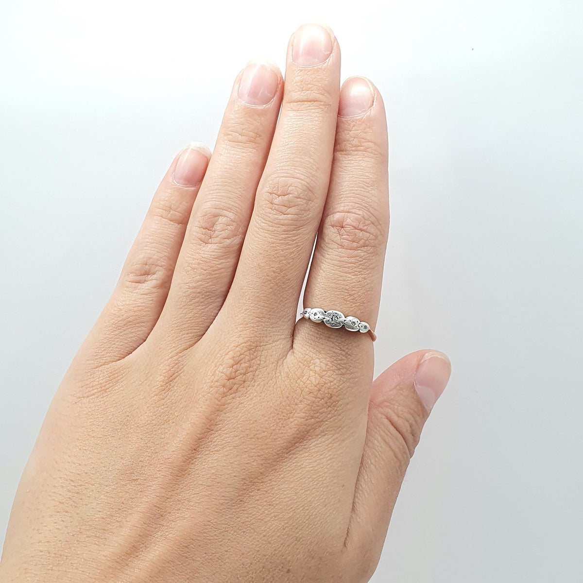 Antique 9ct Gold & Solid Silver Diamond Ring 5 Stone Genuine Real Diamonds Solid 9k Shank Vintage Womens Jewellery Jewelry UK P US 7.75