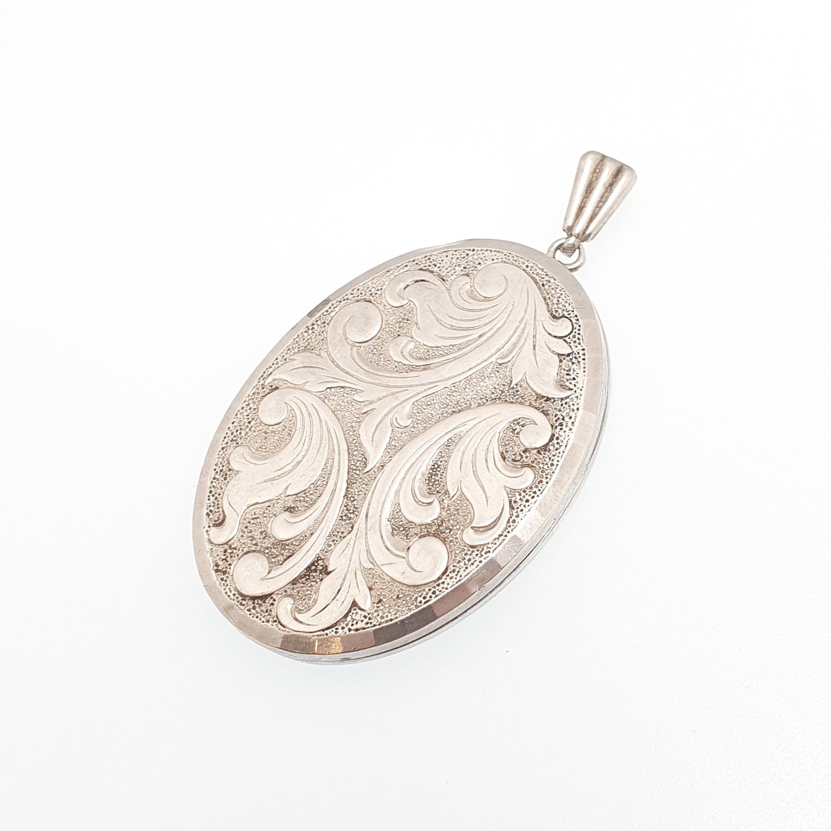 Vintage GEORG JENSEN Sterling Silver Locket Very Large Big 1969 Hallmark Engraved Necklace Pendant Picture Photo Womens Jewelry Jewellery
