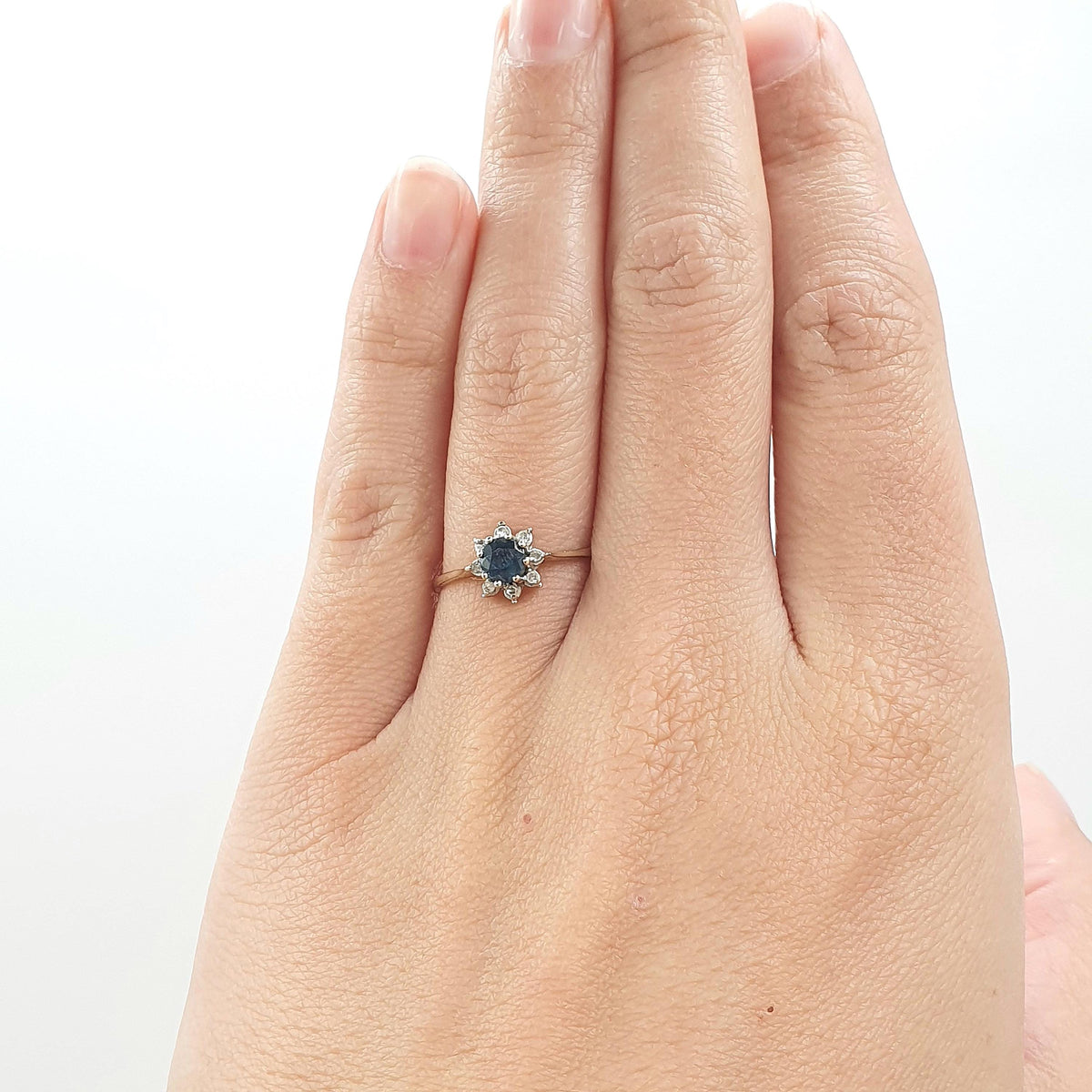 Vintage 9ct Gold Sapphire & Diamond Halo Ring Cluster Solid 9k 9kt Round Cut Blue Gemstone Retro Womens Jewelry Jewellery UK K.5 US 5.5