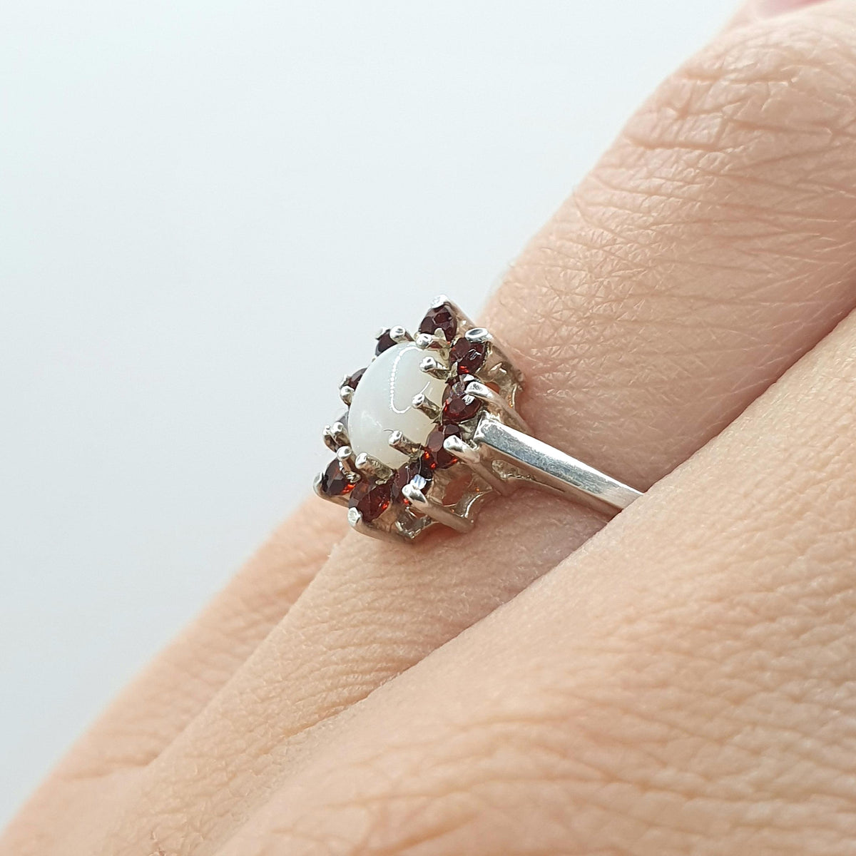 Vintage Sterling Silver Garnet & Opal Ring Cluster Halo Genuine Gemstone Womens Girls Jewelry Jewellery UK L US 5.75