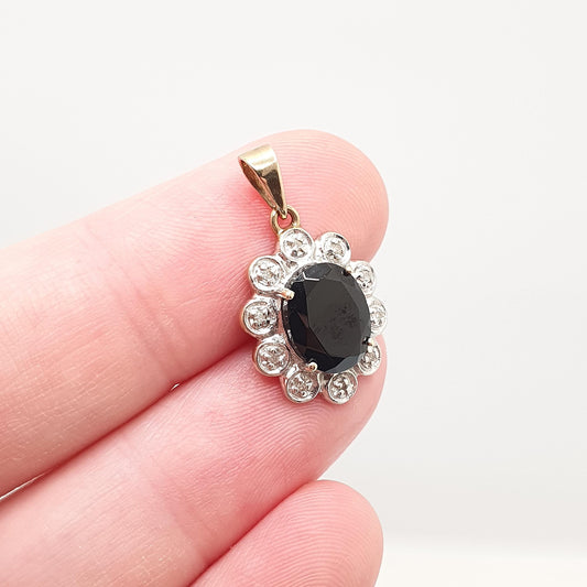 Vintage 9ct Gold Onyx & Diamond Necklace Pendant Solid 9k 375 Cluster Halo Black Oval Cut Women Jewelry Jewellery