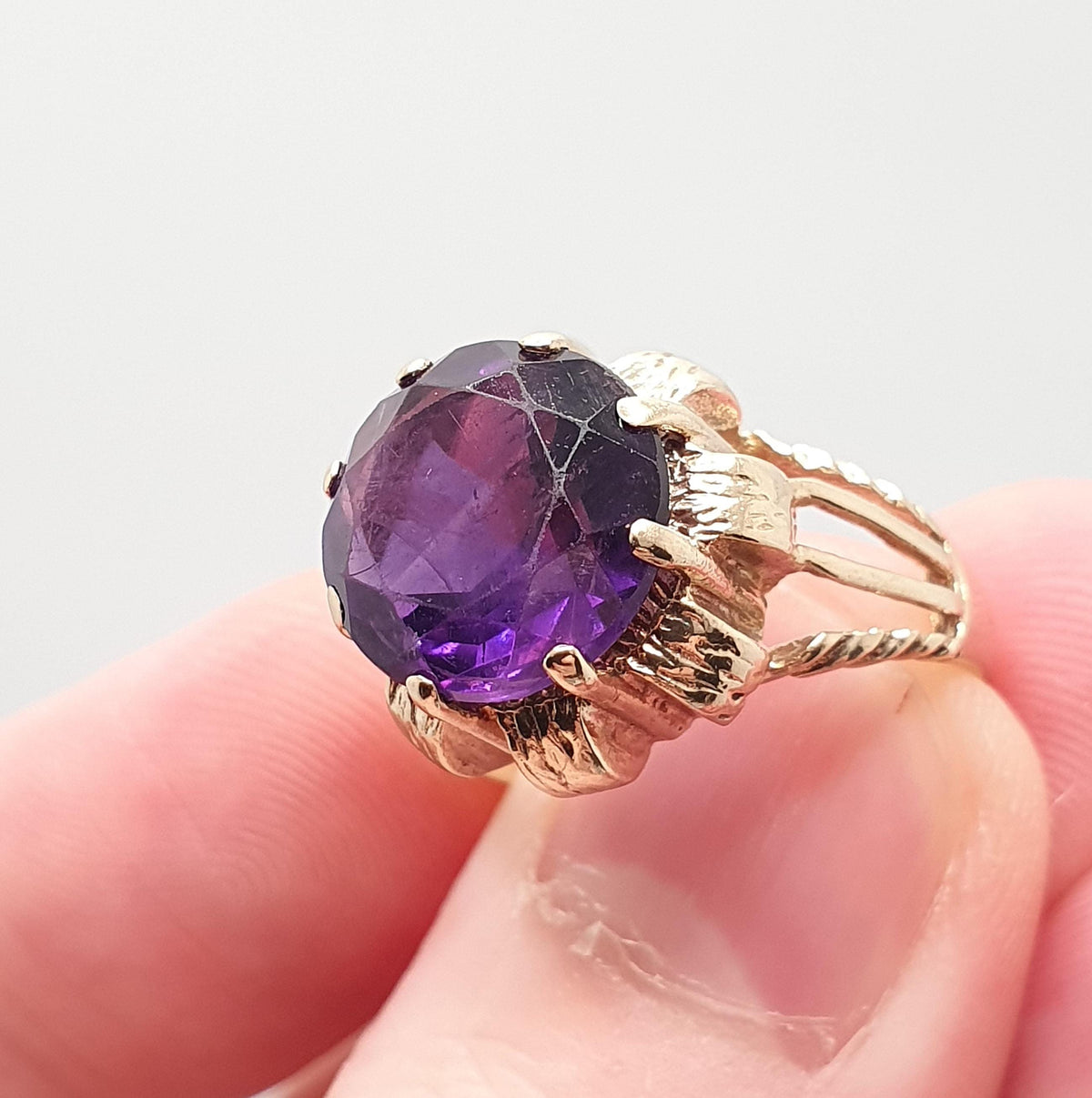 Vintage 9ct 375 Gold Amethyst Ring Oval Cut Solid 9k Fine Estate Purple Gemstone Genuine Real Retro Hallmarked Womens Jewellery Jewelry
