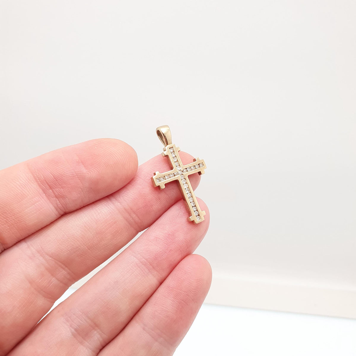 Vintage 9ct Gold Diamond Cross Crucifix Pendant Natural Diamonds Solid 9k 9kt 375 Necklace Yellow Gold Retro Jewelry