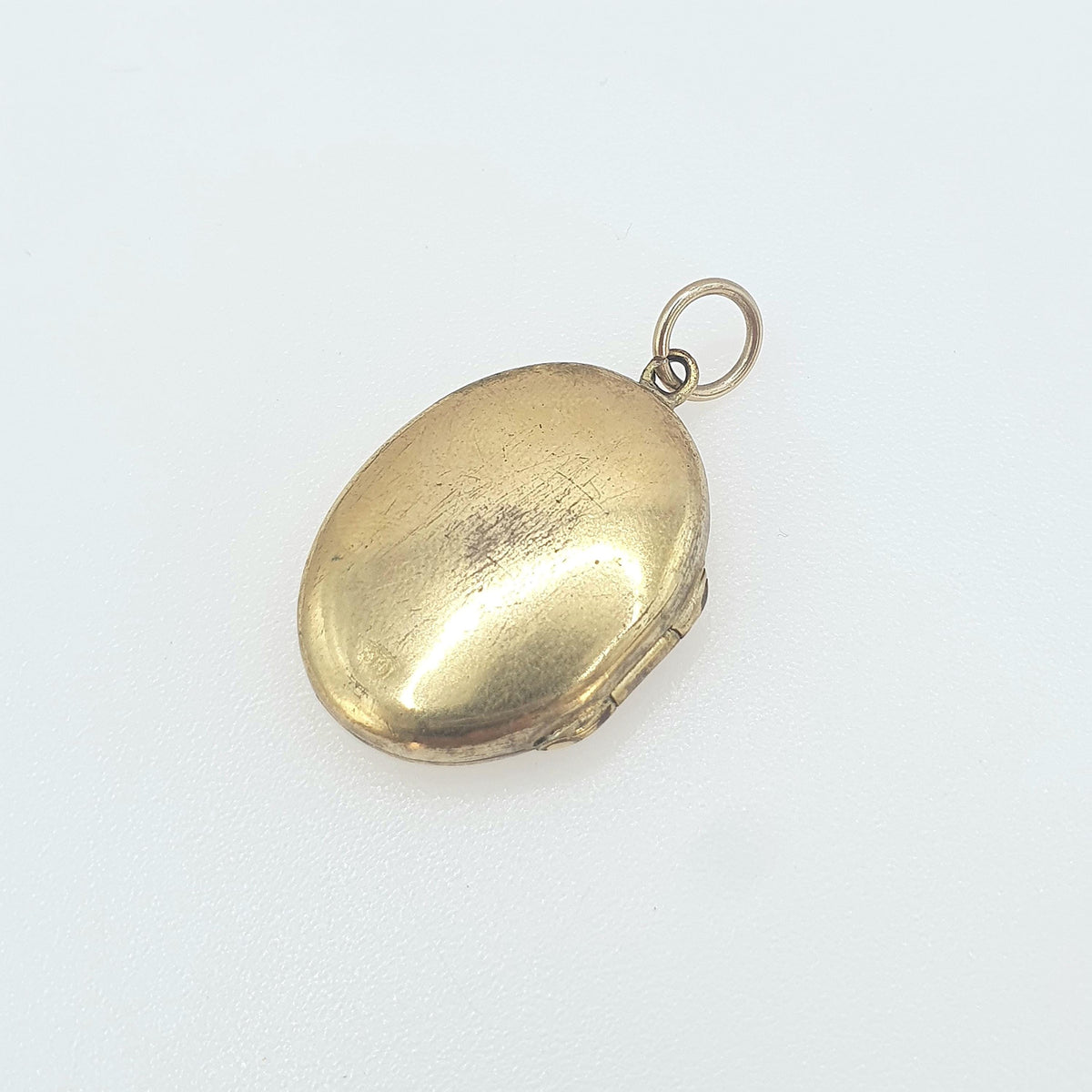Antique Victorian Rolled Gold Locket Oval Yellow Gold Filled Hand Engraved Leaf Pattern Vintage Womens Ladies Jewellery Jewelry