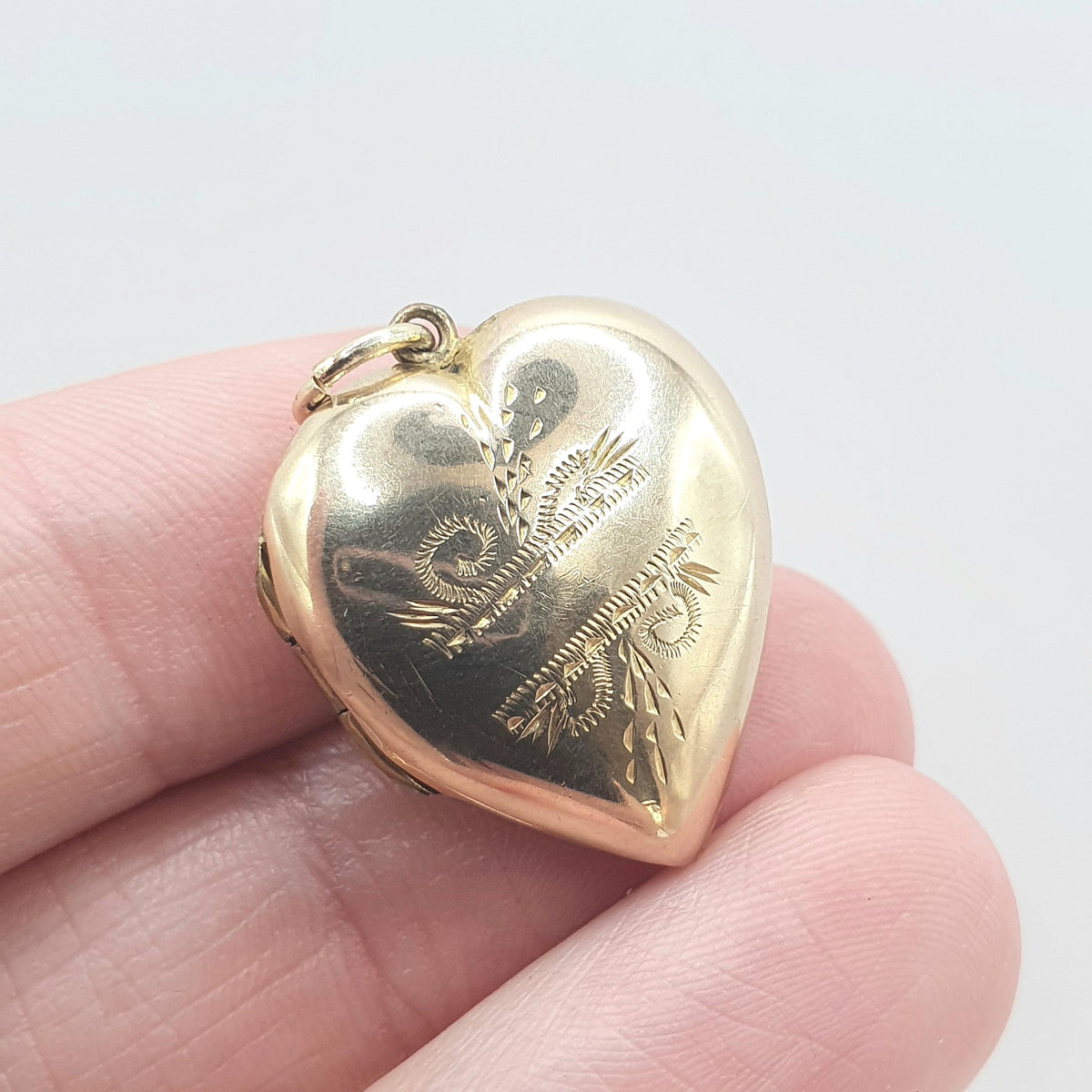 Antique 9ct Gold Heart Locket 9k 9kt Back and Front Hand Engraved Necklace Keepsake Love Vintage Jewelry Womens Jewellery