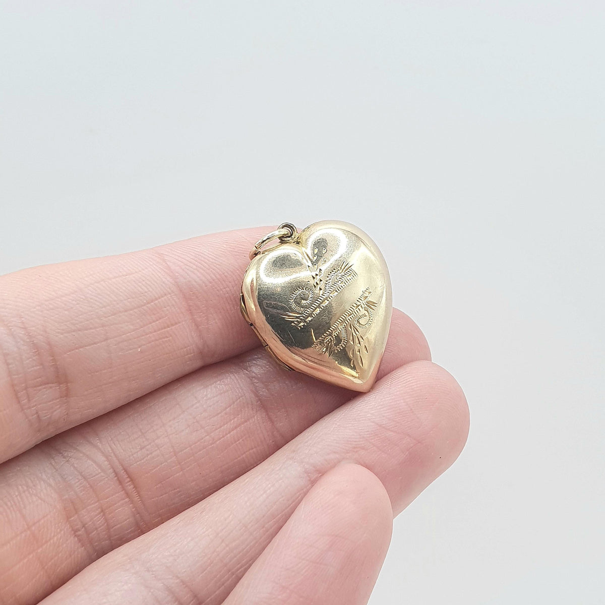 Antique 9ct Gold Heart Locket 9k 9kt Back and Front Hand Engraved Necklace Keepsake Love Vintage Jewelry Womens Jewellery