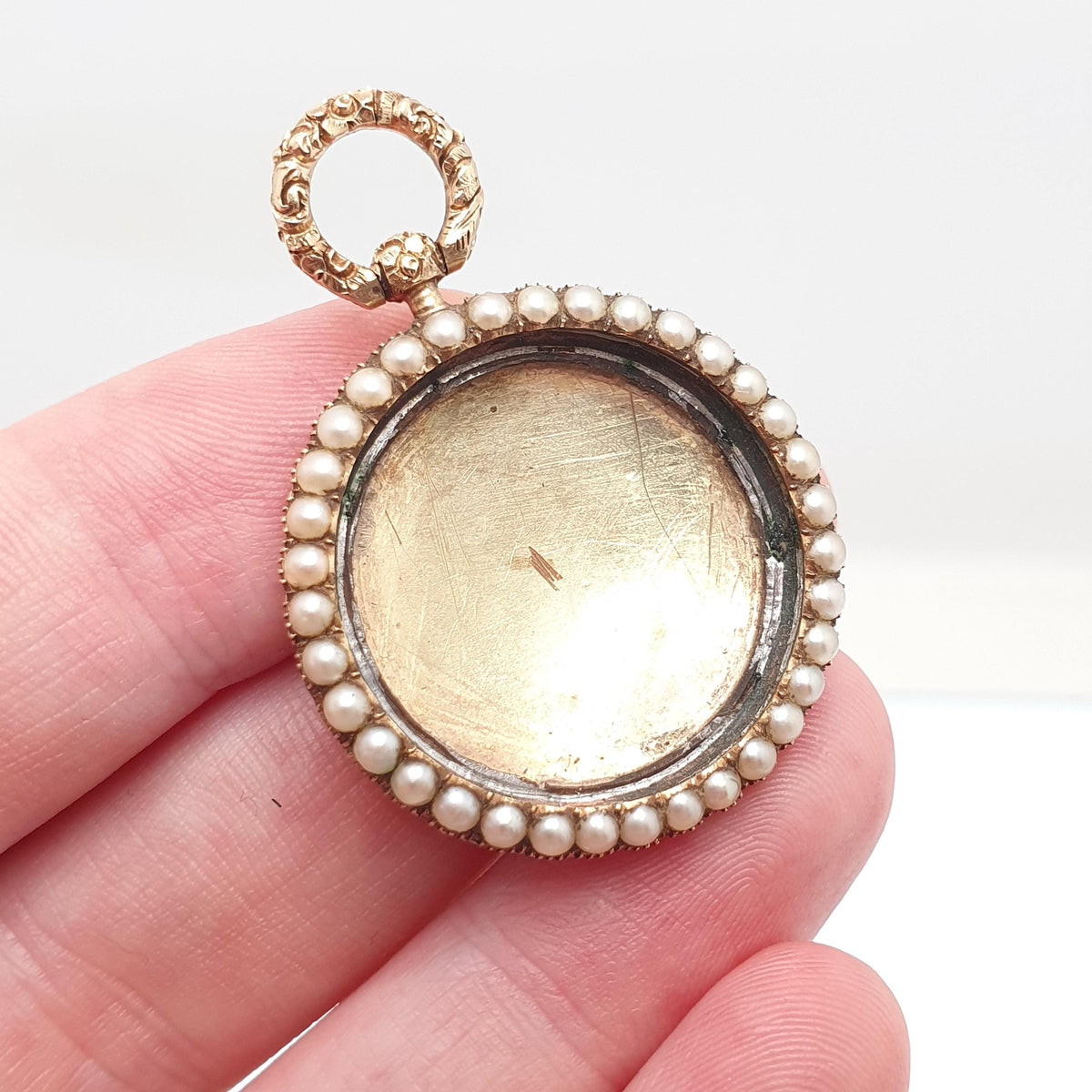 Antique 14k Gold Seed Pearl Locket Victorian Chased Solid 14kt 585 Round Circle Pocket Watch Style Yellow Vintage Jewelry Jewellery