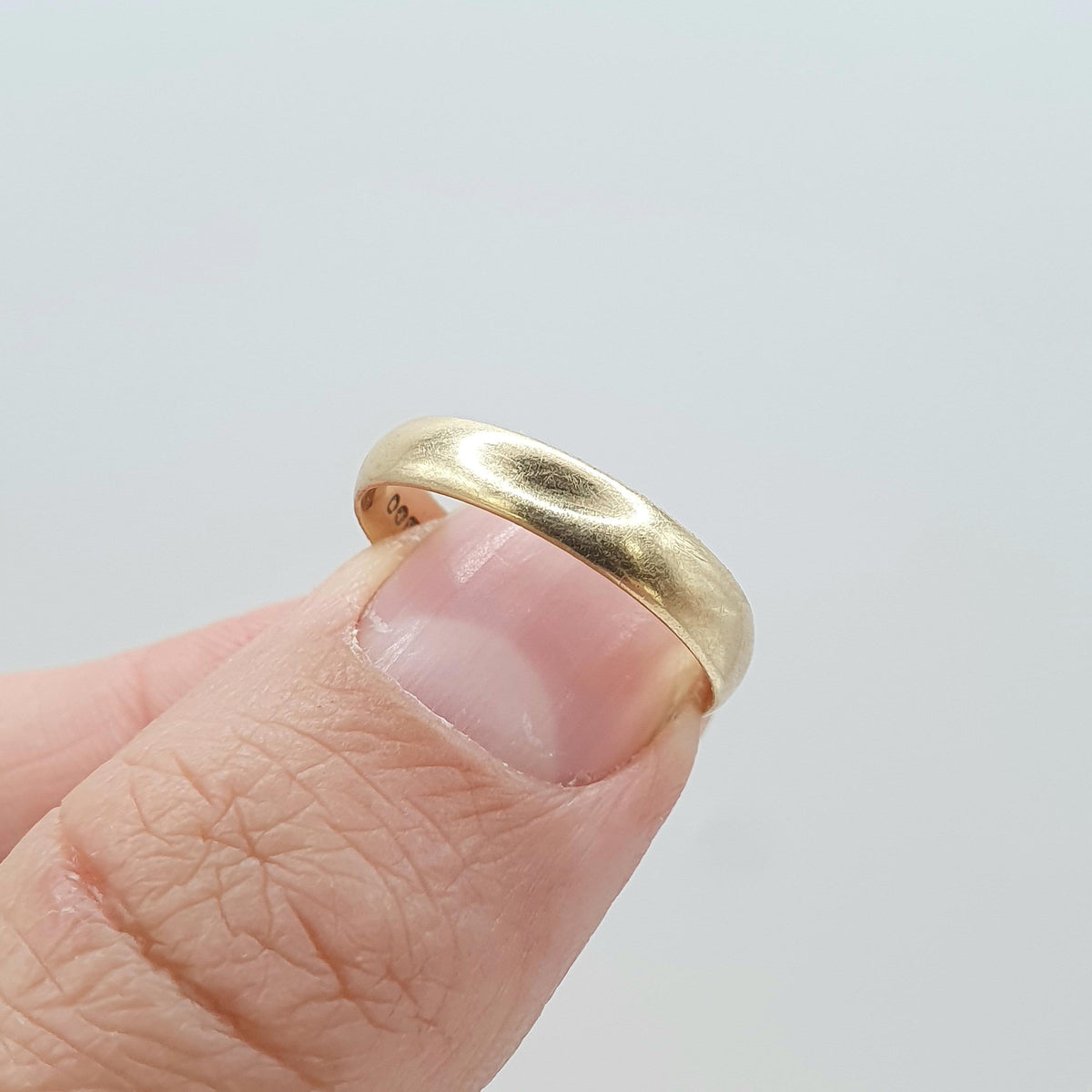 Vintage 9ct Gold Wedding Band Ring Solid 9k 9kt Stacking Stacker Yellow 375 Mens Womens Jewelry Jewellery UK N.5 or US 7