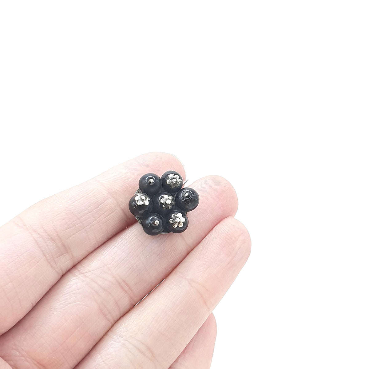 Antique Victorian Solid Silver Seed Berry Brooch Dried Flower Cluster Shape Natural 1800s Womens Pin Jewelry Vintage Jewellery