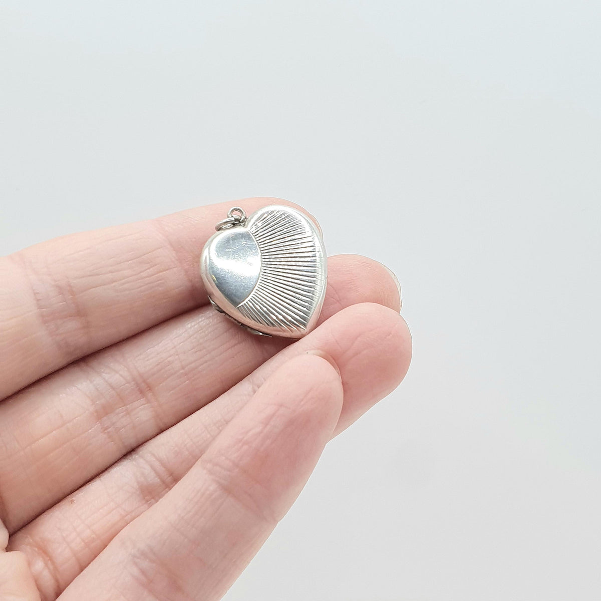 Antique Art Deco Sterling Silver Heart Locket Sunburst Pattern Pendant Necklace Vintage Womens Jewelry Jewellery