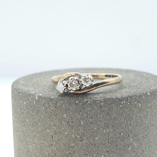 Vintage 9ct Gold Diamond Trilogy Ring Solid 9k 9kt Crossover Natural Diamonds Engagement Womens Vintage Jewelry Jewellery UK H.5 US 4