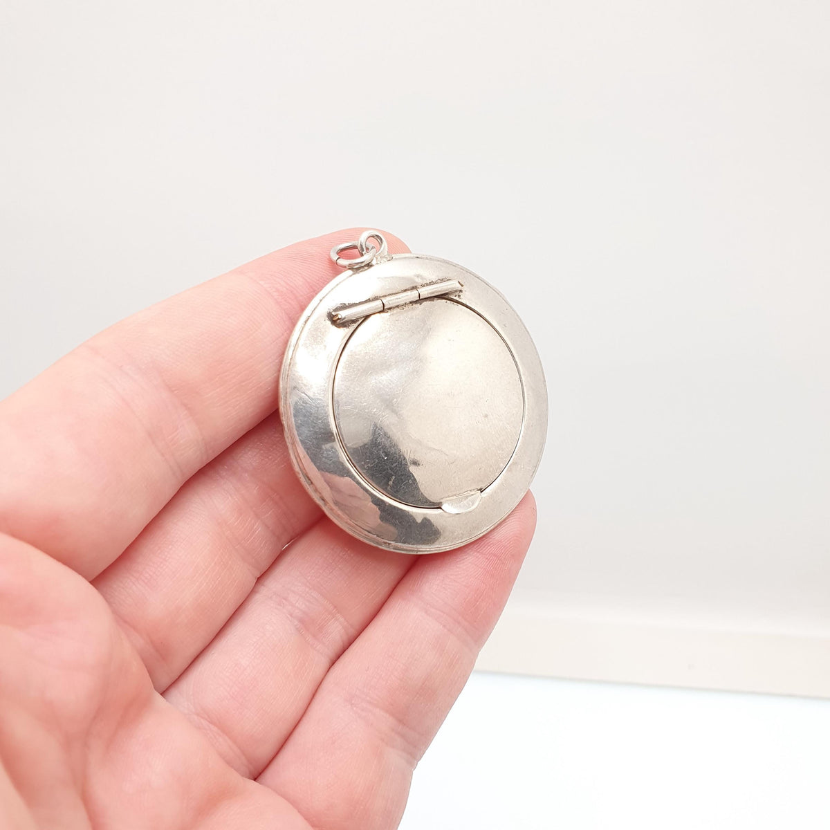 Antique Sterling Silver Powder Compact Locket Pendant Large Big Plain 1921 Hallmarked Round Vintage Solid 925 Womens Jewelry Jewellery