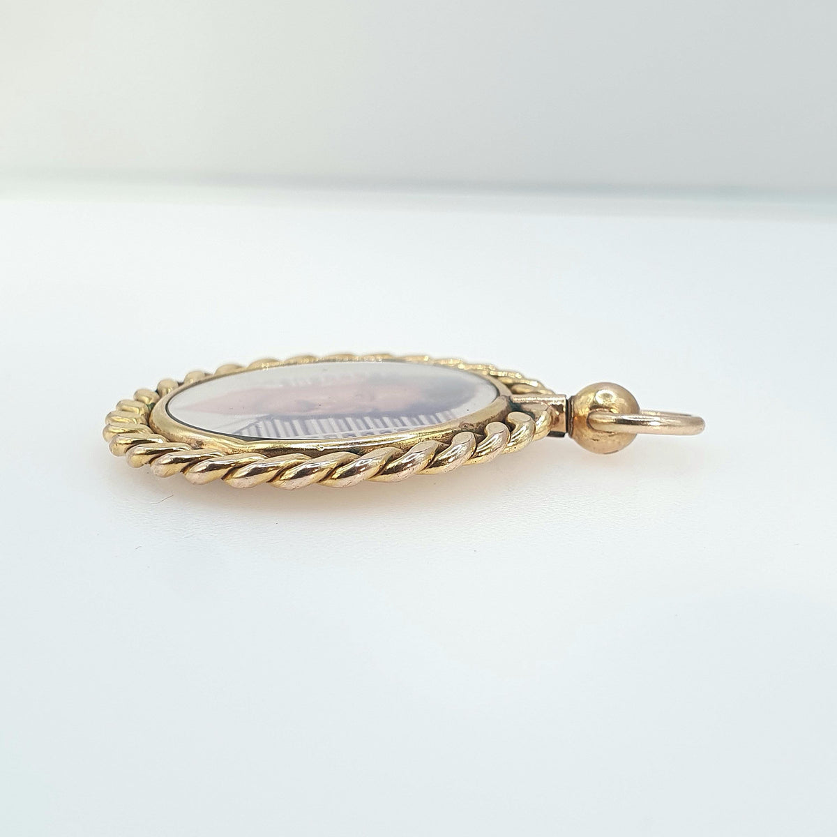 Antique Rolled Gold Locket Pendant Curb Link Border Double Sided Gold Filled Necklace Vintage Picture Womens Jewelry Jewellery