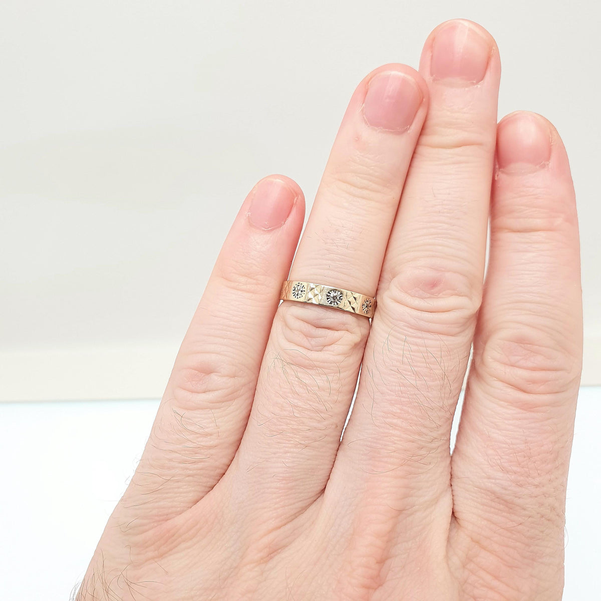Vintage 9k 9ct Gold Diamond Band Ring Genuine Diamonds Eternity Solid 9kt Stacker Stacking Flower Chequered Jewelry Jewellery
