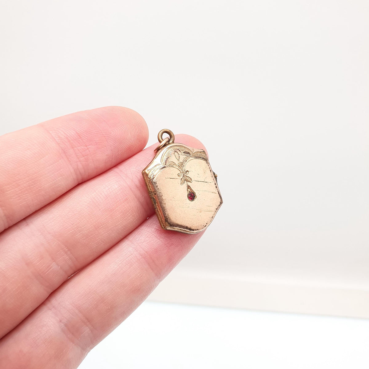 Antique Rolled Gold Locket Ruby Paste Necklace Pendant Rose Gold Filled Edwardian Rectangular Style Vintage Jewellery Jewelry