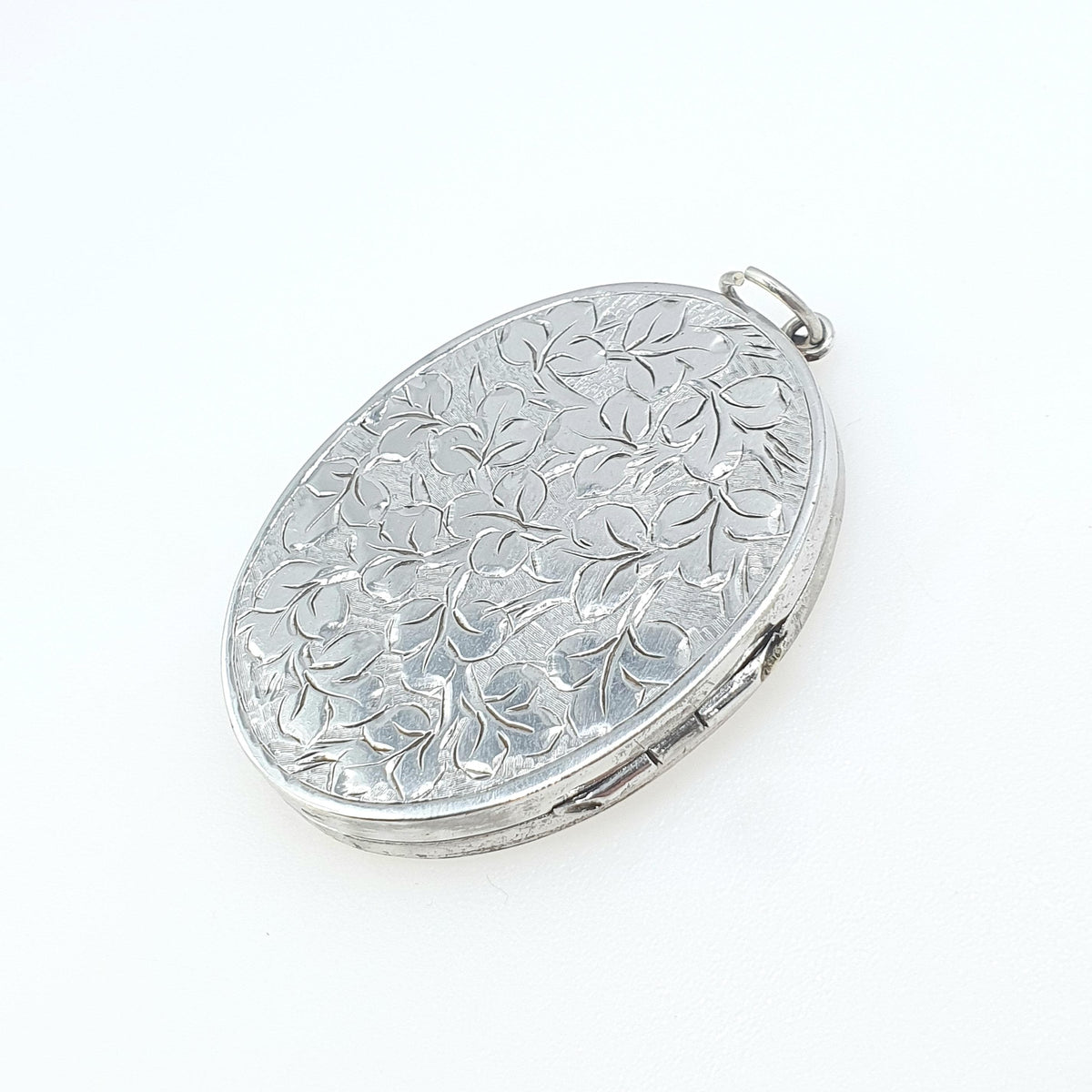 Antique Victorian Large Oval Locket Silver Tone Base Metal Hand Engraved Leaf Pattern Big Vintage Womens Jewellery Jewelery