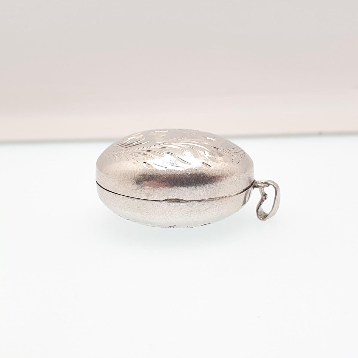 Vintage Sterling Silver Egg Shape Locket Hand Engraved Oval Ball 1975 Hallmark Solid 925 Keepsake Photo Womens Jewelry Mens Jewellery