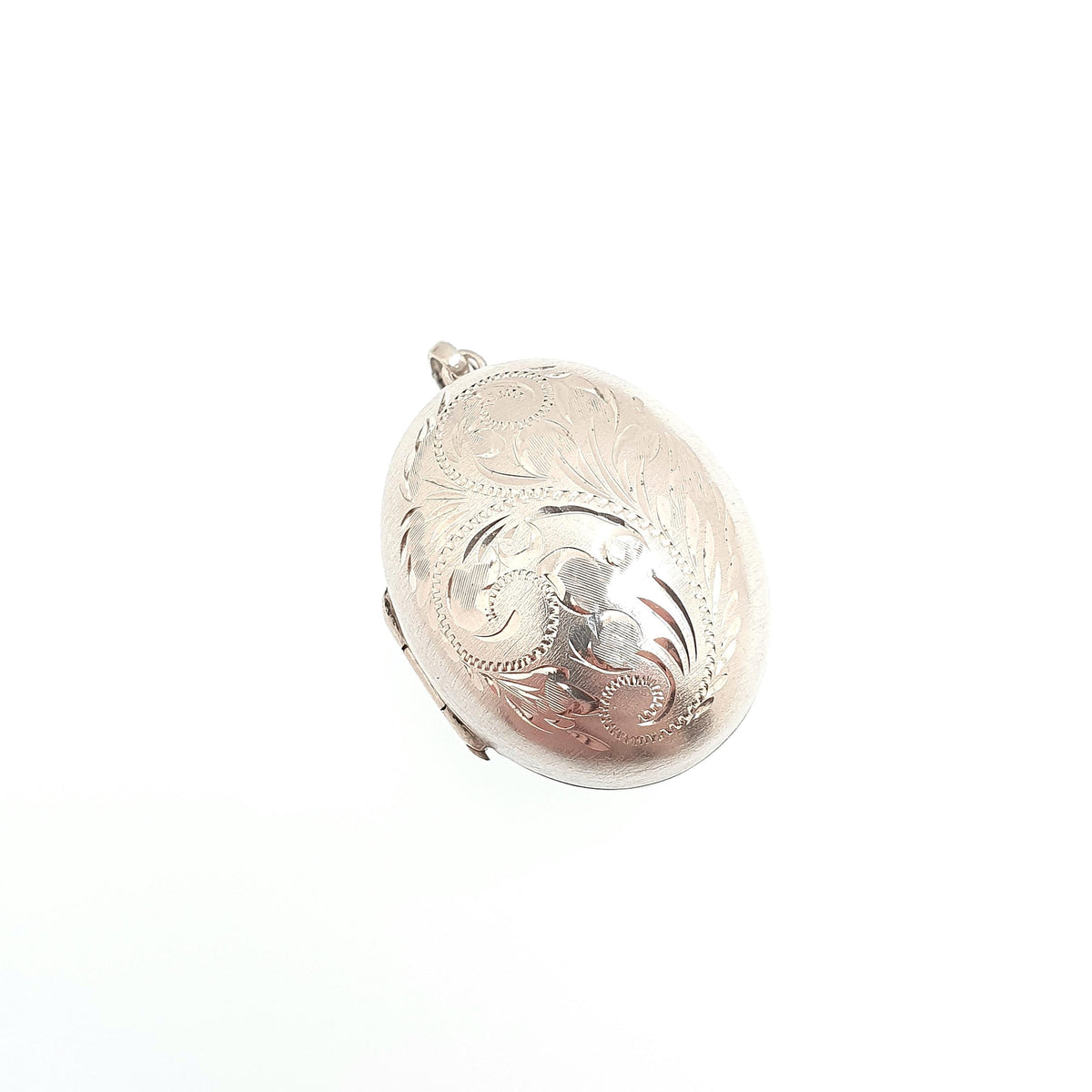Vintage Sterling Silver Egg Shape Locket Hand Engraved Oval Ball 1975 Hallmark Solid 925 Keepsake Photo Womens Jewelry Mens Jewellery