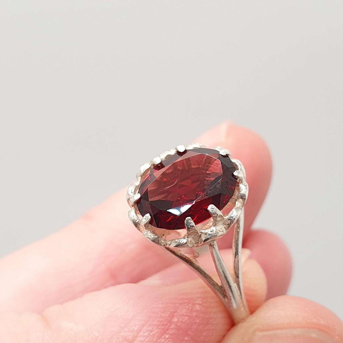 Vintage Solid Silver Garnet Ring Solitaire Large Oval Cut Pyrope Gemstone Retro Large Womens Jewellery Jewlery