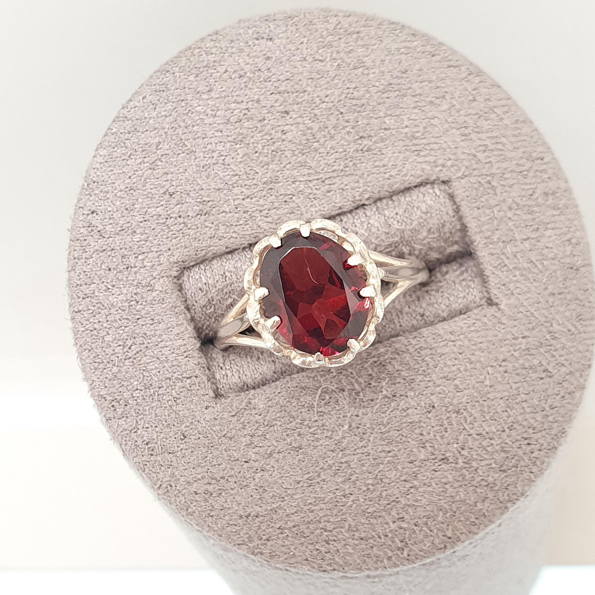 Vintage Solid Silver Garnet Ring Solitaire Large Oval Cut Pyrope Gemstone Retro Large Womens Jewellery Jewlery
