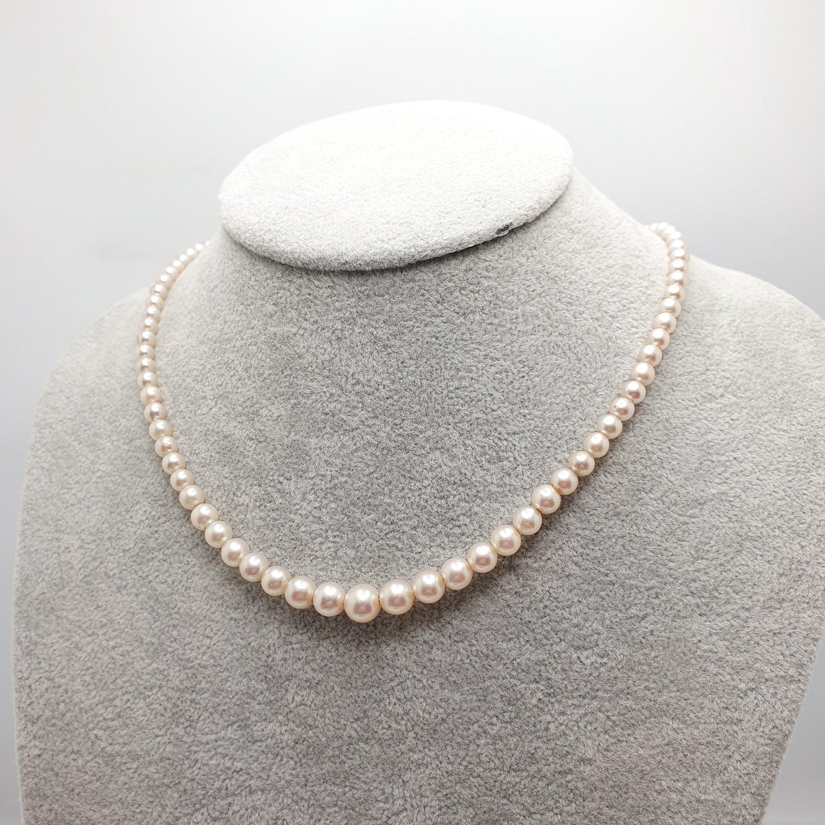 Vintage 10k Gold Cultured Pearl Necklace Solid 10kt Clasp 42cm 16.5" 15.27g Genuine Real Pearls Ladies Womens Jewelry Jewellery