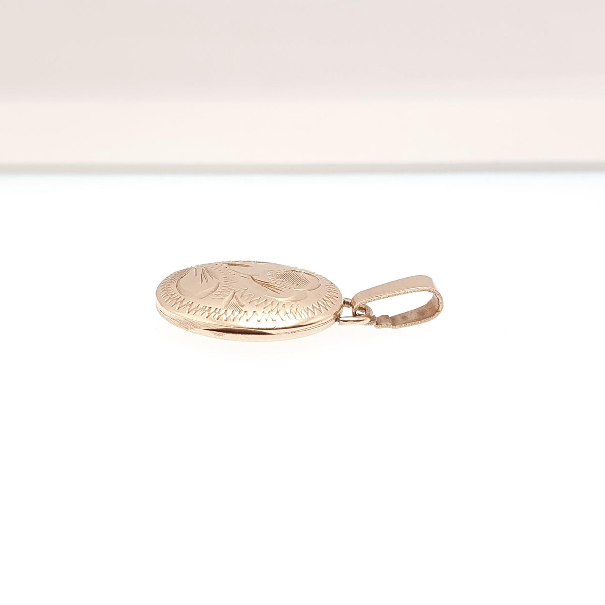 Vintage Solid 9k 9kt Gold Locket Oval All 9ct 9 Carat Small Necklace Engraved Photo Picture Pendant Retro Jewelry Jewellery