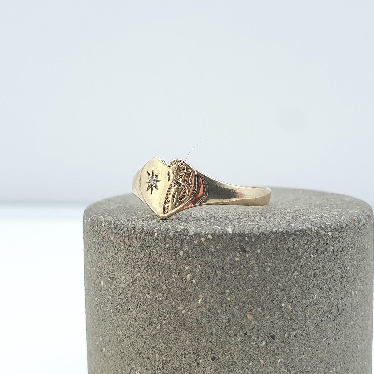 Vintage 9ct Gold Diamond Heart Ring Signet Genuine Natural Gemstone Solid 9k UK O US 7.25 Retro Love Gift Romantic Womens Jewelry Jewellery