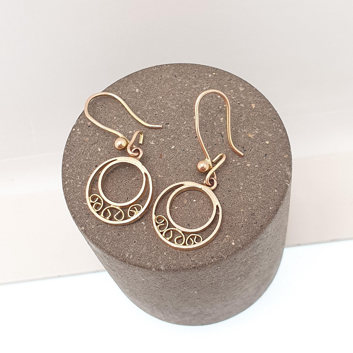 Antique 9k 9ct Gold Circle Earrings Hook Drop Dangle Art Deco Sun Style Sunburst Solid 375 9kt Filigree Vintage Womens Jewellery Jewellery
