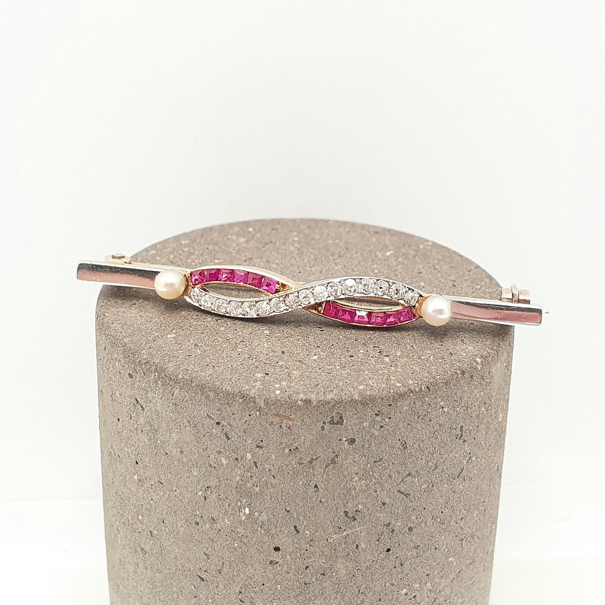 Antique 18ct Gold Diamond & Ruby Brooch Art Deco Infinity Channel Set Pearl Solid 18k 18kt 750 Platinum Genuine Gemstone Vintage Pin