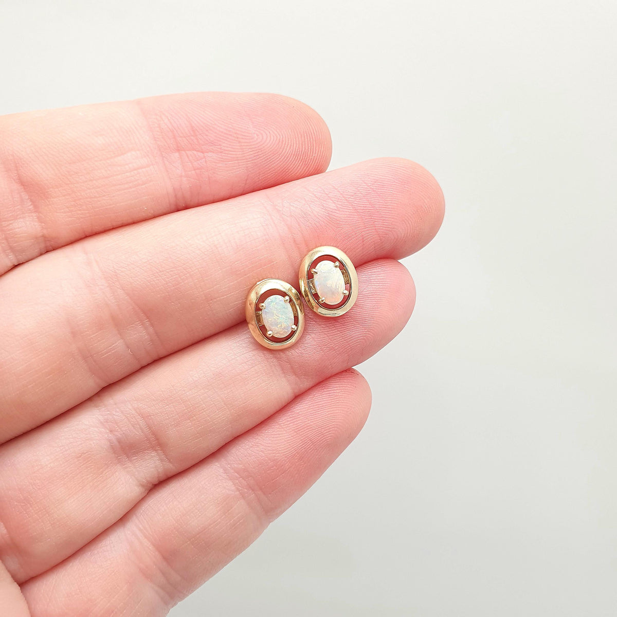 Vintage Opal 9k 9ct Gold Stud Earrings Solid 9 Carat 375 Fire White Large Oval Cut Cabochon Retro Gemstone Womens Ladies Jewelry Jewellery