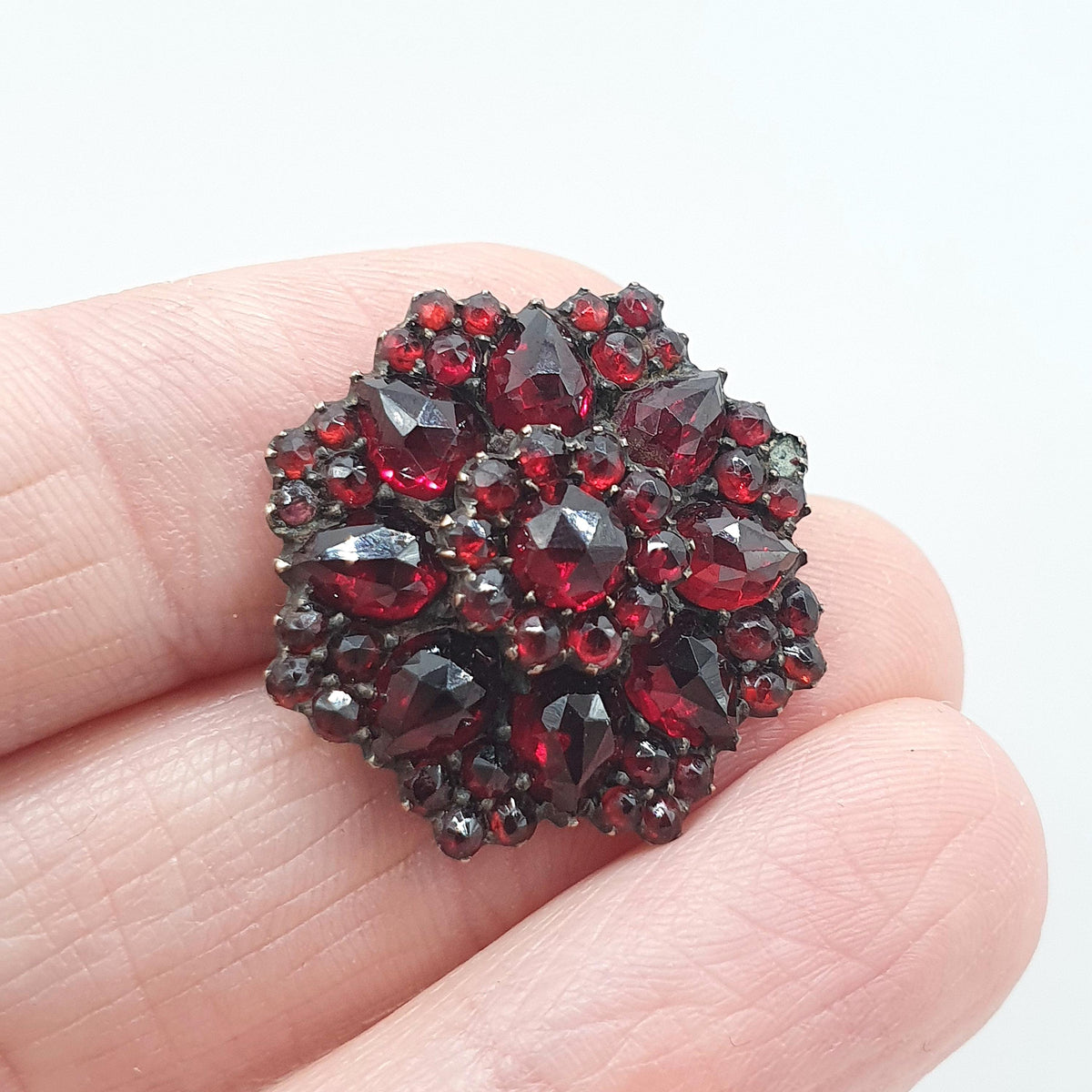 Antique Victorian Rolled Gold Bohemian Garnet Brooch Star Cluster Flower Shape Vintage Womens Jewelry Jewellery