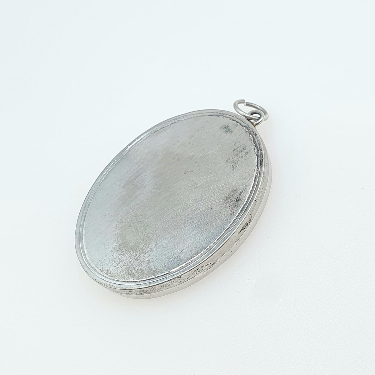 Antique Victorian Large Oval Locket Silver Tone Base Metal Hand Engraved Leaf Pattern Big Vintage Womens Jewellery Jewelery