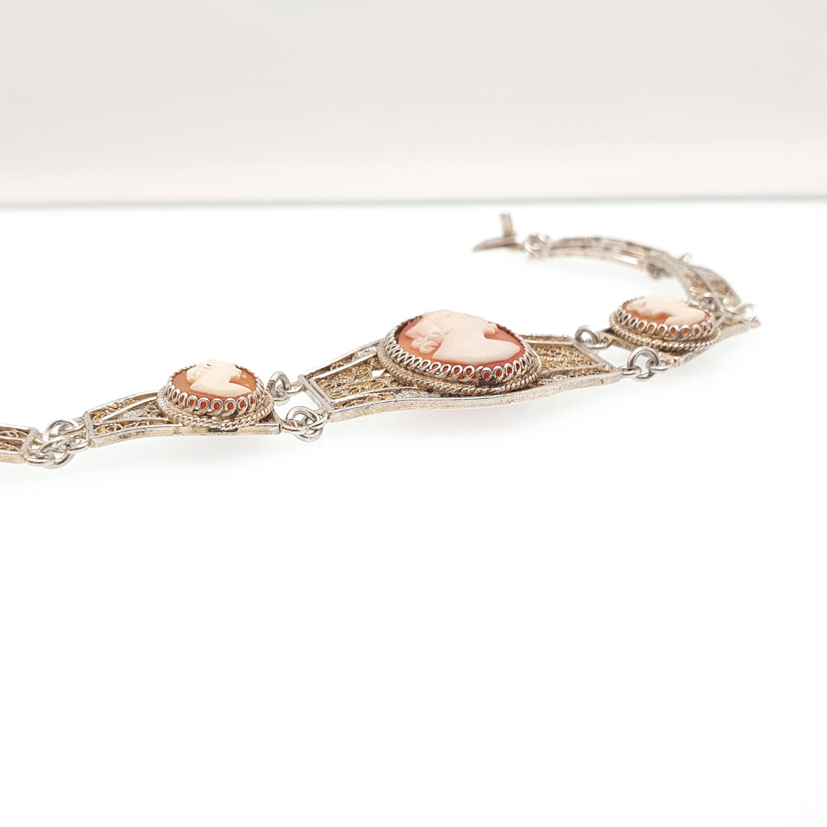 Old Vintage Solid Silver Cameo Bracelet Filigree 800 Handmade Italian 1950s Hand Carved Shell Artisan Womens Jewelry Jewellery