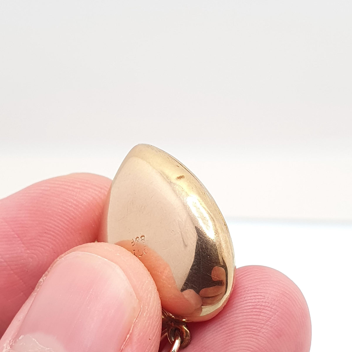 Antique 9ct Gold Heart Locket 9k Back & Front Cute Engraved Solid 9kt 375 Pendant Love Gift Necklace Jewelry Womens Jewellery
