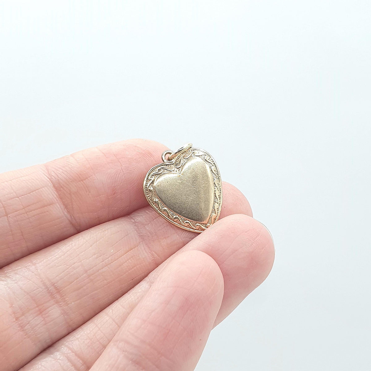 Antique Rolled Gold Heart Pendant Necklace Charm Gold Filled Art Deco Plain Smooth Love Womens Jewelry Vintage Jewellery