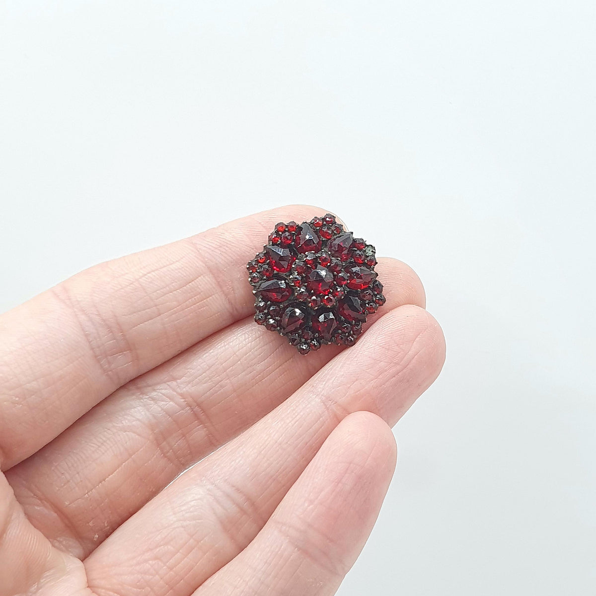 Antique Victorian Rolled Gold Bohemian Garnet Brooch Star Cluster Flower Shape Vintage Womens Jewelry Jewellery