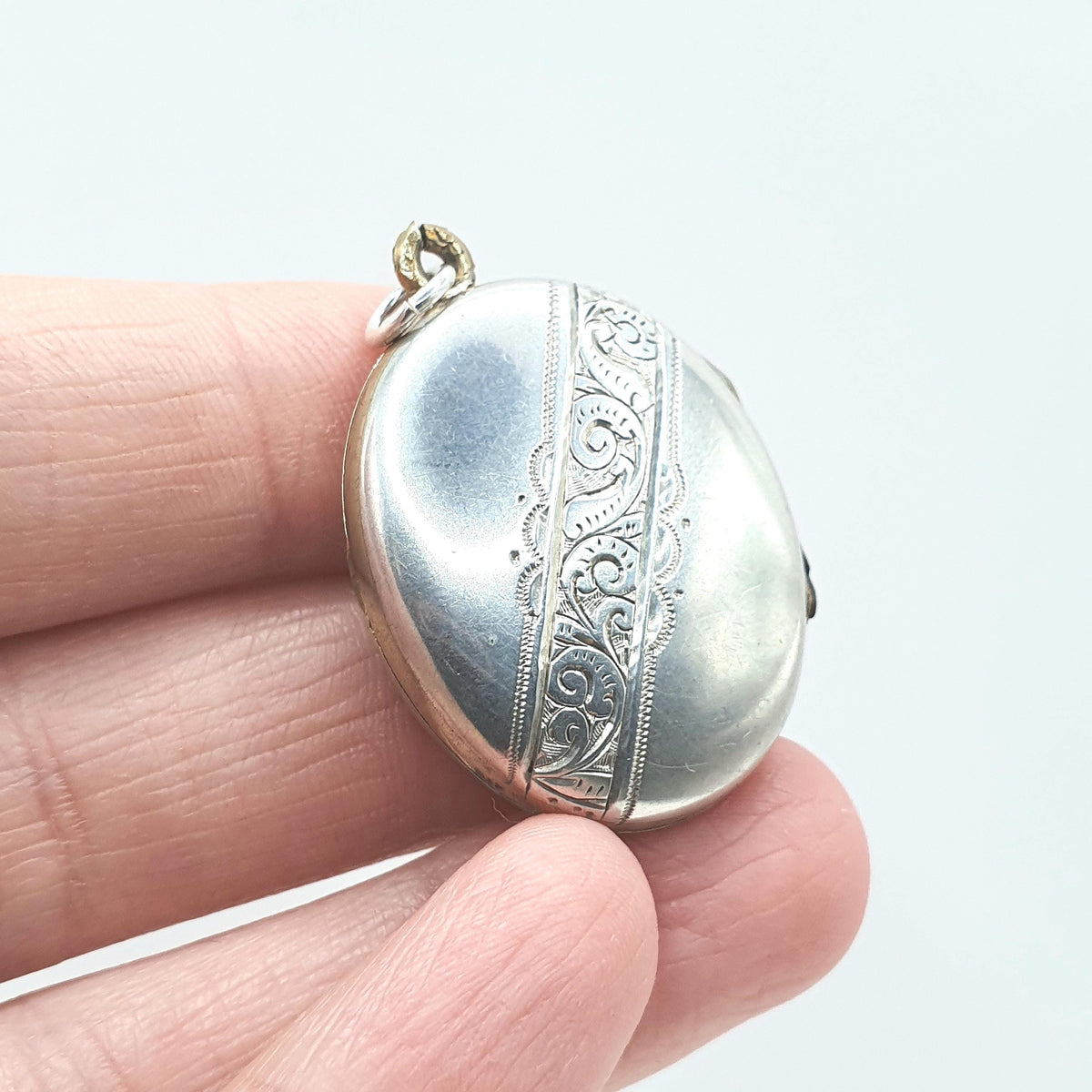Antique Victorian Solid Silver Back and Front Locket Oval Diagonal Engraving Picture Photo Vintage Womens Jewelry Jewellery